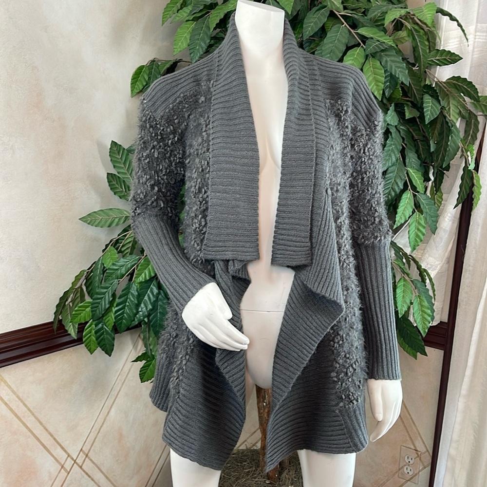 KENSIE GRAY BOUCLE OPEN FRONT CARDIGAN